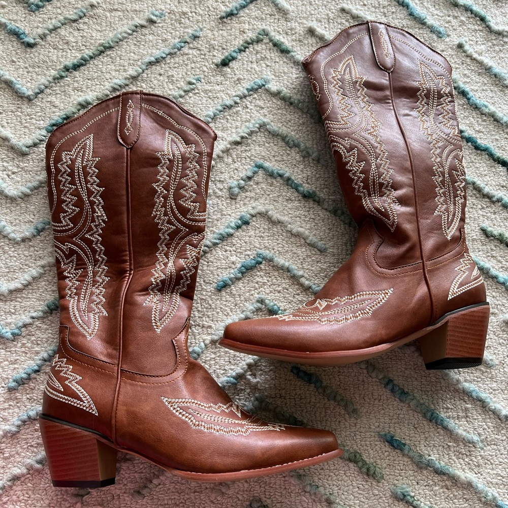 Never Worn Brown Cowgirl Boots